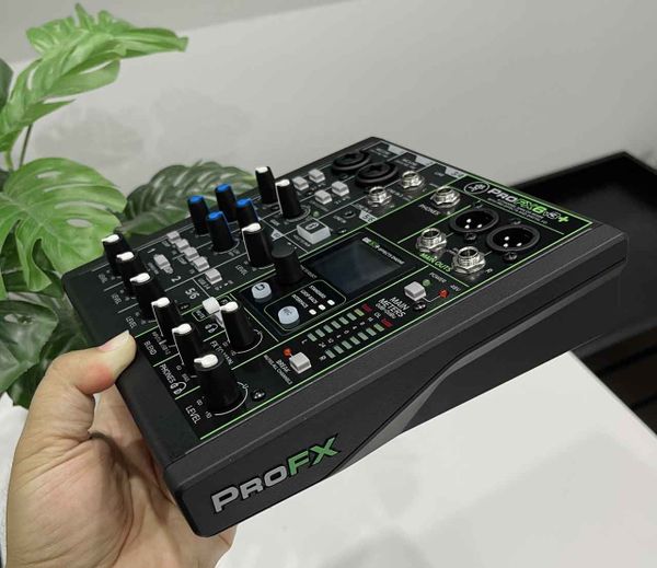 Mixer MACKIE PROFX6V3 - Bàn trộn âm thanh all in one