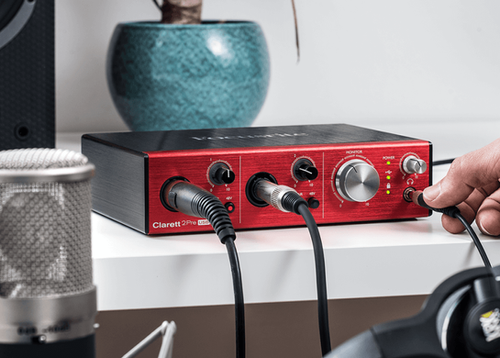 Sound card Focusrite Clarett 2Pre USB - Sound card thu âm