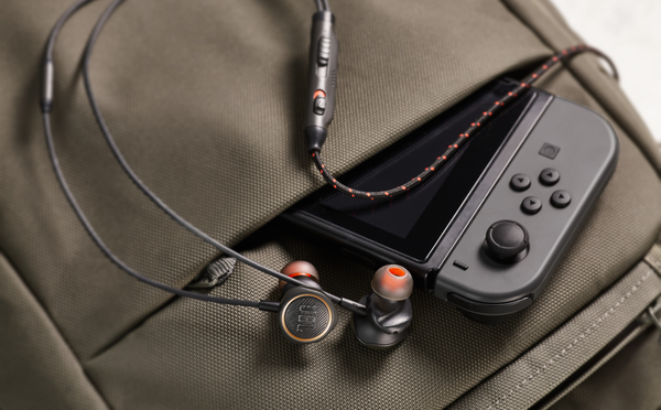 Tai nghe nhét tai thể thao gaming JBL Quantum 50