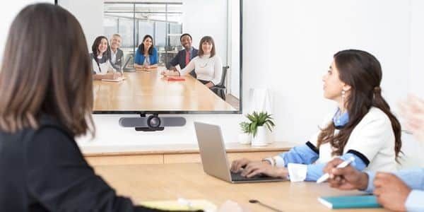 Webcam họp trực tuyến Logitech meetup - Webcam Logitech tốt nhất