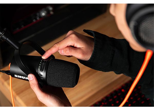 Micro Shure MV7-S Thu Âm Podcast Dynamic