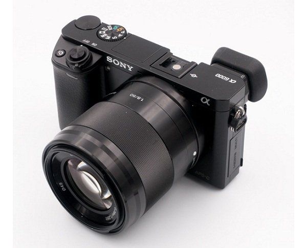 Sony SEL 50mm F1.8 OSS (Màu đen), Mới 100% (Chính hãng)