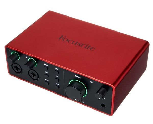 Sound card Focusrite Scarlett 4i4 4rd (Gen) - Sound card thu âm