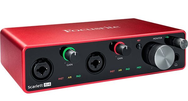 Sound card Focusrite Scarlett 4i4 3rd (Gen) - Sound card thu âm
