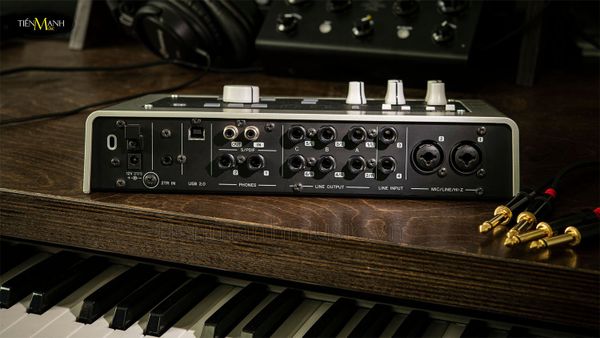 Sound card Steinberg UR28M - Sound card thu âm