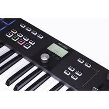 MIDI Controller ARTURIA KEYLAB ESSENTIAL 61 - Keyboard Controller