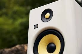 Loa kiểm âm KRK ROKIT 7G4WN - Monitor Studio KrK ( Trắng )