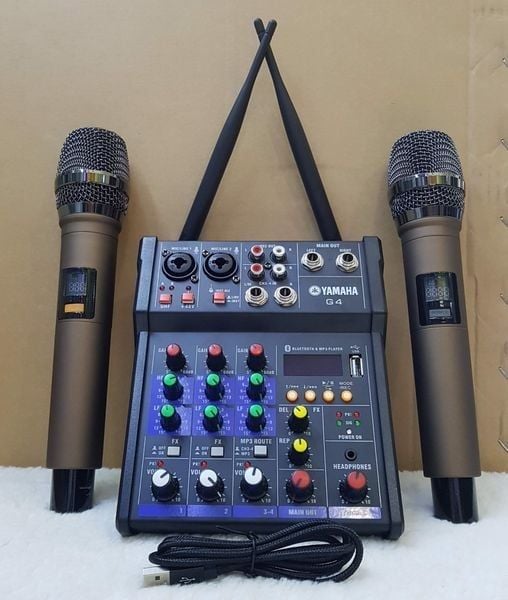 Mixer livestream Karaoke Yamaha G4 USB, Mixer livestream kèm 2 micro không dây
