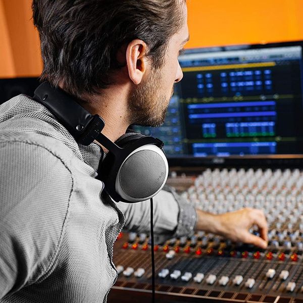 Tai nghe kiểm âm Beyerdynamic DT880 Chrome - Headphone Studio
