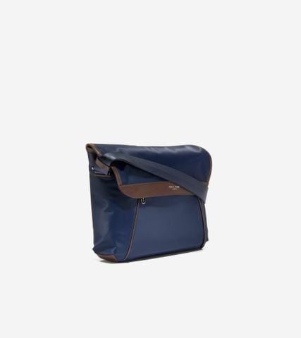 Carson Flap Messenger