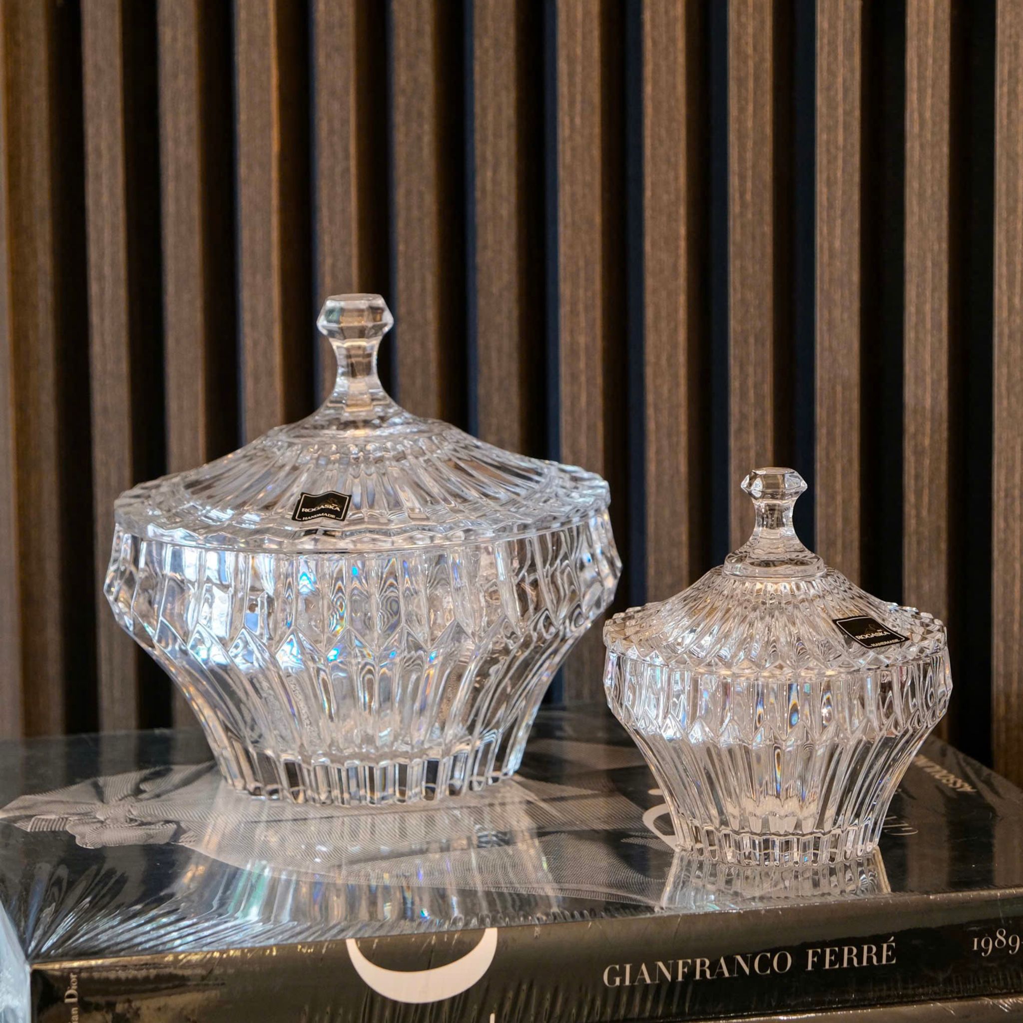  Thố Crown Jewel 