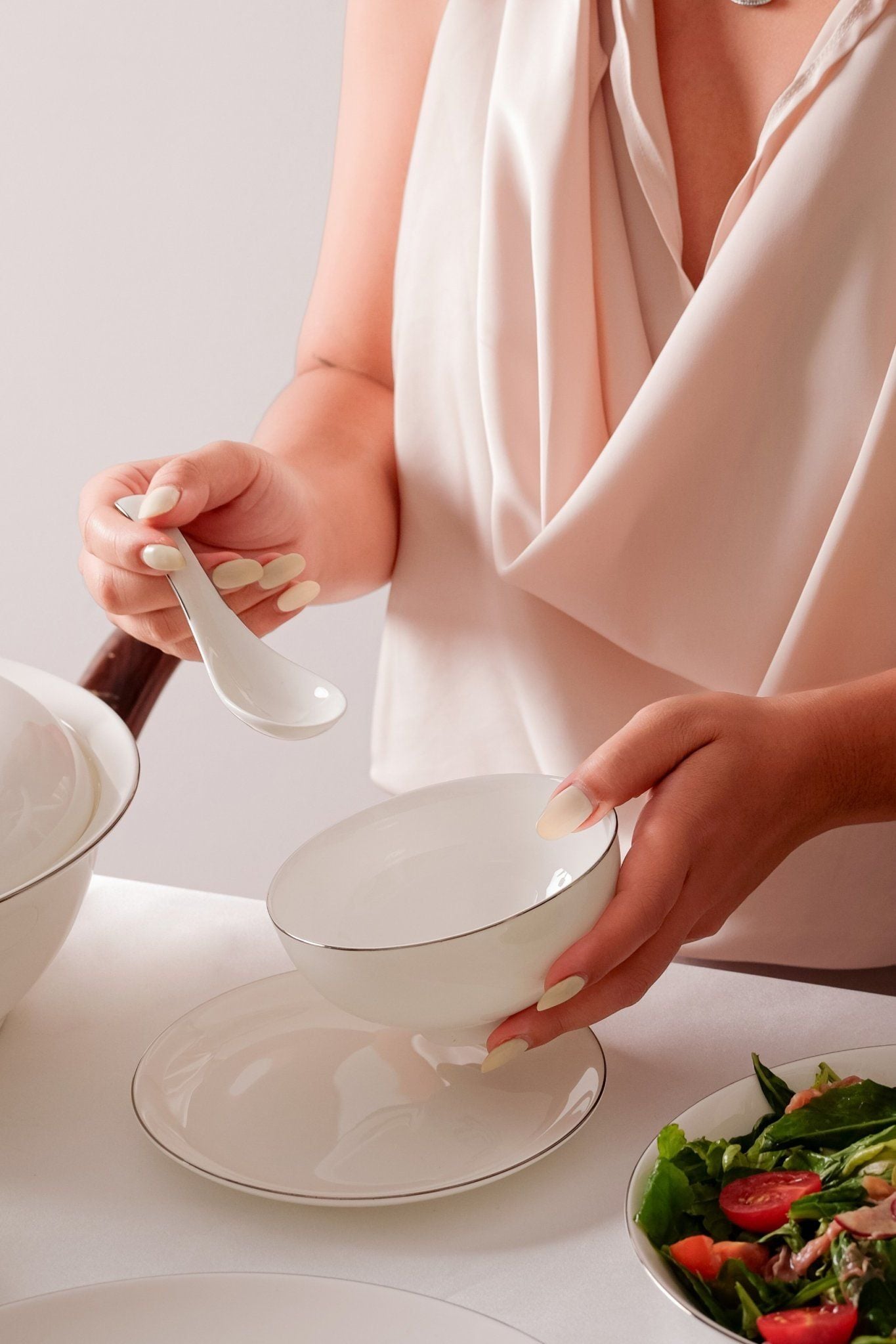  Bộ đồ ăn sứ xương viền bạc 