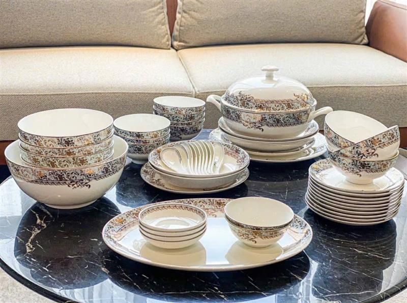  Bộ đồ ăn Xanh Ngọc Dây Vàng 50sp 