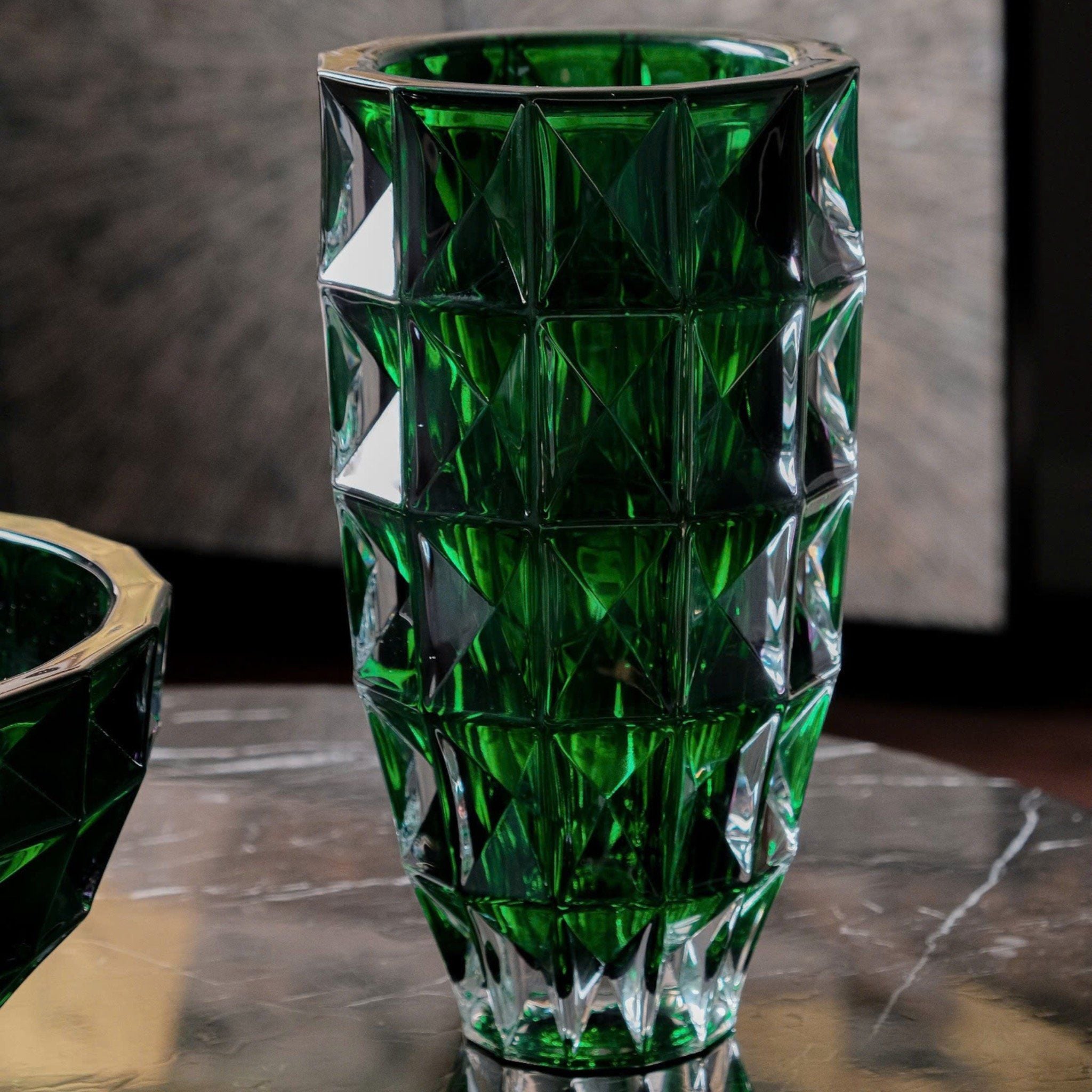  Lọ hoa kim cương xanh lá 28cm Crystal Bohemia 