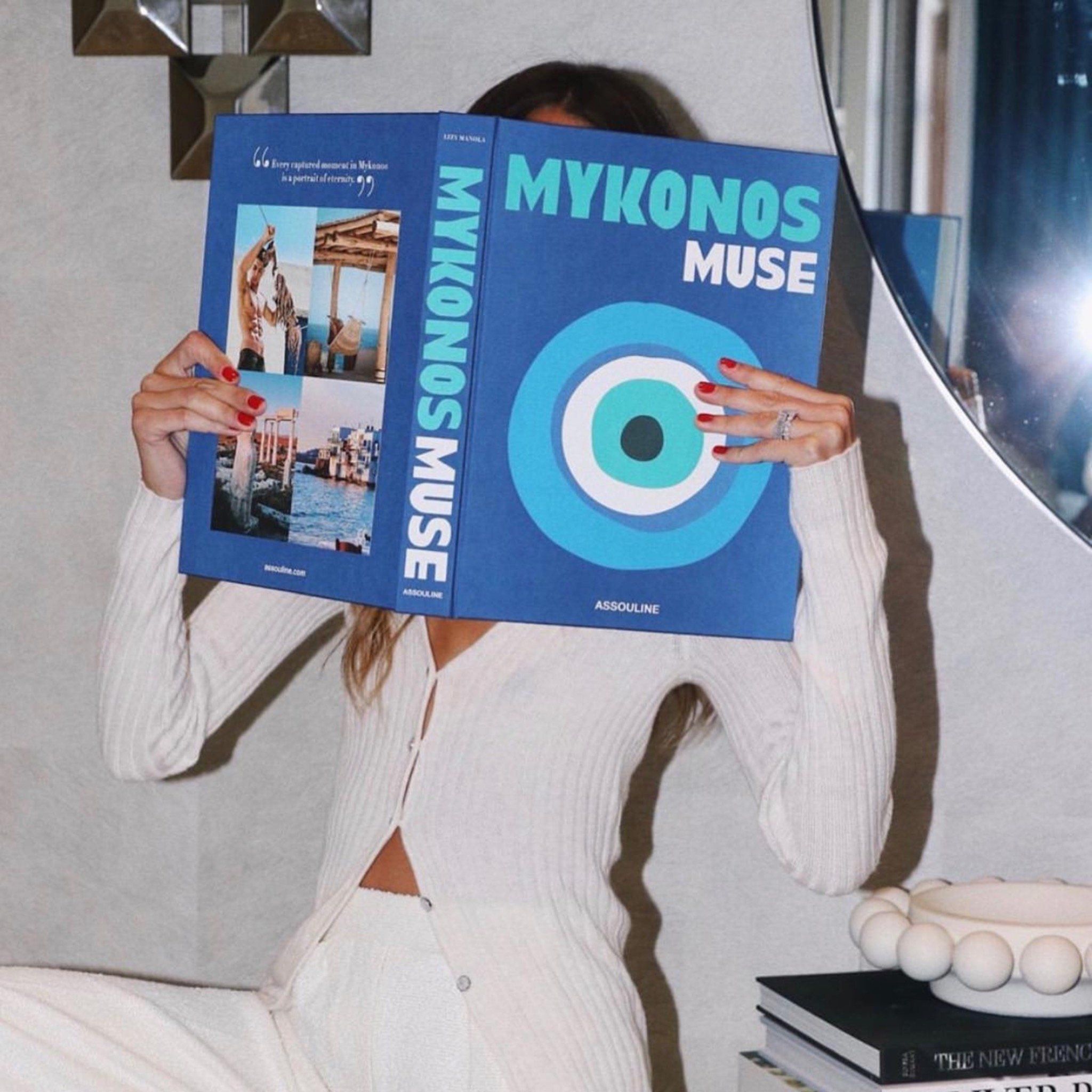  Sách Mykonos Muse Assouline 