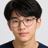 Gọng kính trẻ em Rayban Junior RY9097V 7514 - Xám trong suốt – người mẫu đeo kính