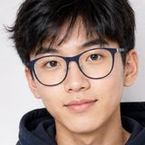 Gọng kính trẻ em Rayban Junior RY9552V 4094 - Xanh dương mờ phối bạc – người mẫu đeo kính