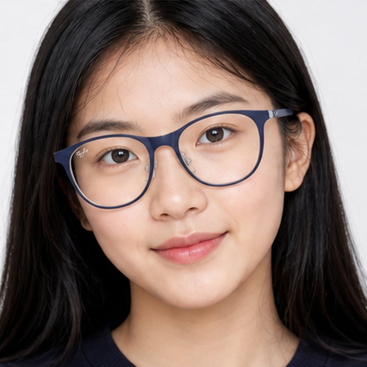 Gọng kính trẻ em Rayban Junior RY9552V 4094 - Xanh dương mờ phối bạc – người mẫu đeo kính