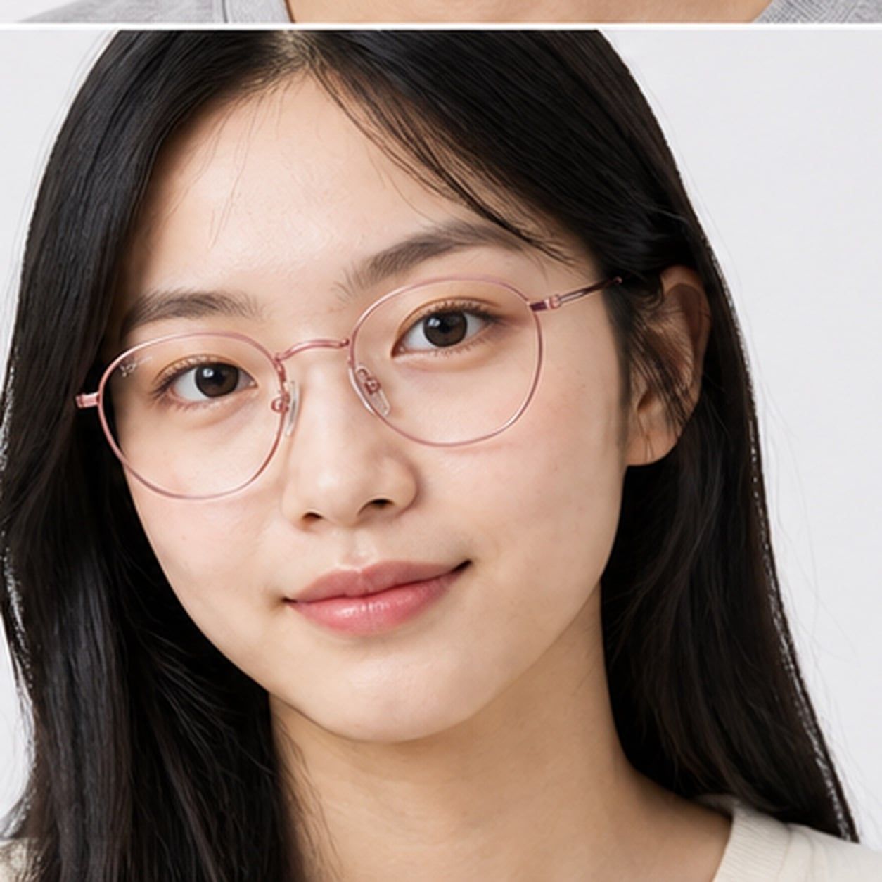 Gọng kính trẻ em Rayban Junior RY9572V 4104 - Hồng nhạt – người mẫu đeo kính