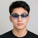 Kính mát Rayban Clubmaster Reverse RBR0504S 670879 - Xanh navy trong suốt phối gunmetal, tròng xanh dương chuyển sắc