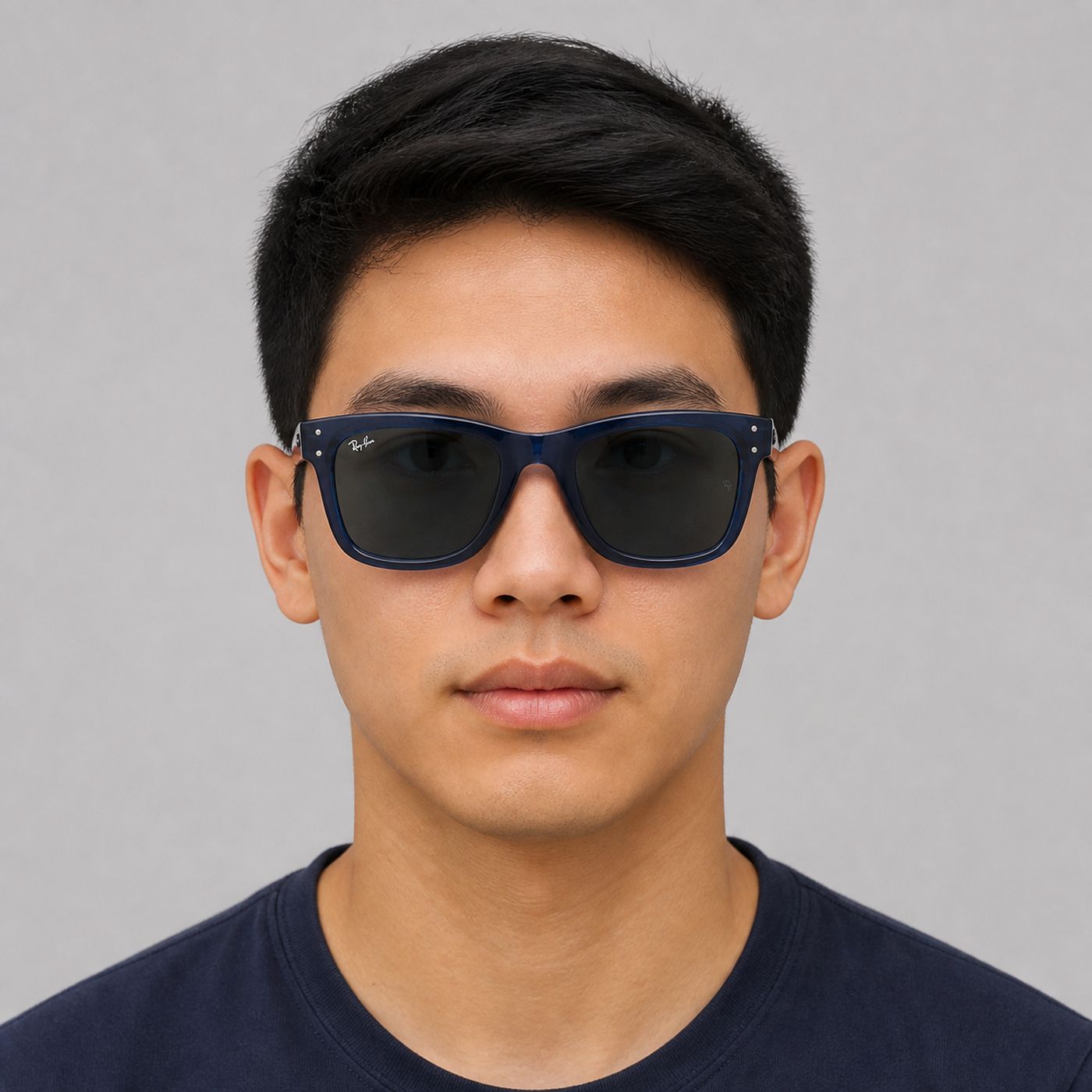 Kính mát Rayban Wayfarer Reverse RBR0502SF 67083A - Xanh navy trong suốt, tròng xanh dương đậm