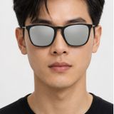Kính mát Rayban Chris RB4187F 601/30 trên nền trắng