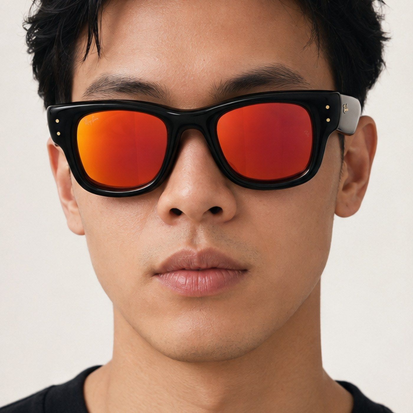 Kính mát Rayban A$AP Rocky Wayfarer Puffer RB4940 601/6Q trên nền trắng