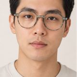 Gọng kính Rayban Thalia RX5395 8356 trên nền trắng