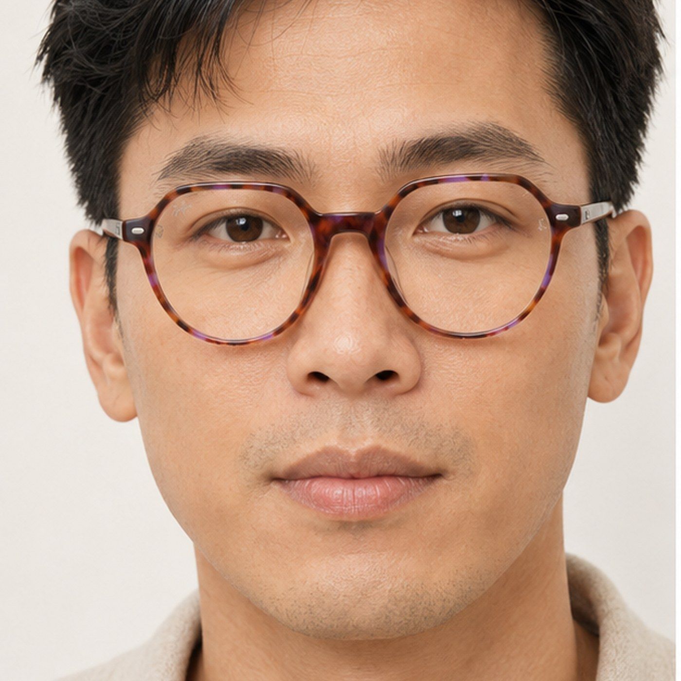 Gọng kính Rayban Thalia RX5395F 8175 trên nền trắng