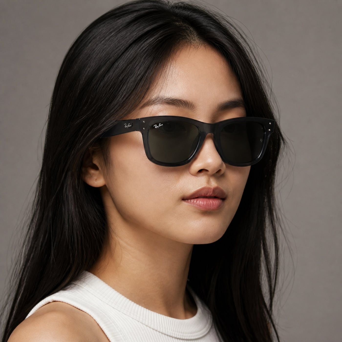Kính mát Rayban Wayfarer Reverse RBR0502SF 6707GR - Xám đậm trong suốt, tròng xám đậm