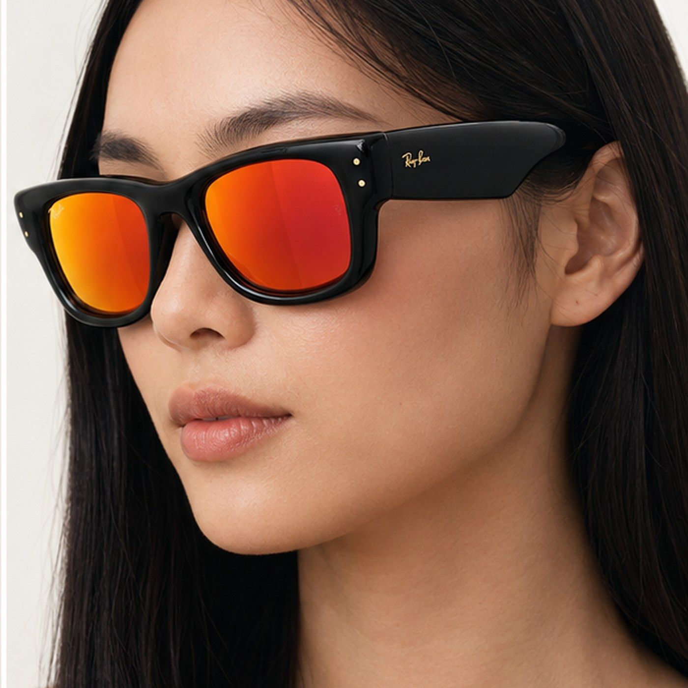 Kính mát Rayban A$AP Rocky Wayfarer Puffer RB4940 601/6Q trên nền trắng