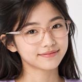 Gọng kính trẻ em Rayban Star Wars Grogu Mini New Wayfarer Optics RY1642F 7539 trên nền trắng