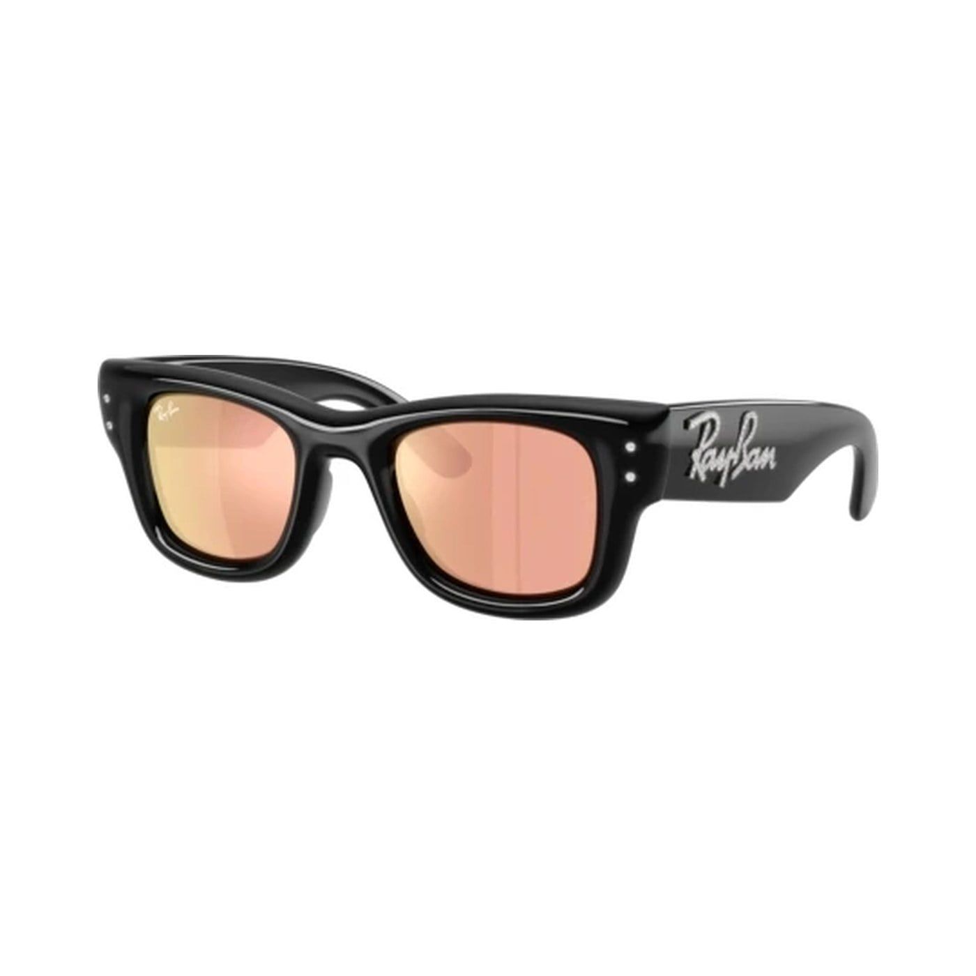 Kính mát Rayban A$AP Rocky Wayfarer Puffer Crystal Edition RB4940B 68647J trên nền trắng