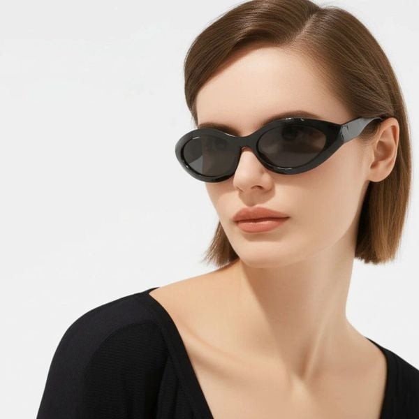 Kính mát Celine CL40311I 01A - Đen