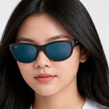 Kính mát trẻ em Rayban Junior RJ9189S 100S55 - Đen mờ – người mẫu đeo kính