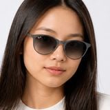 Kính mát trẻ em Rayban Junior RJ9552S 300/11 - Xám mờ phối xám súng – người mẫu đeo kính