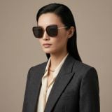 Kính mát CELINE CL40221U 52A
