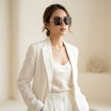 Kính mát CELINE CL40221U 52A