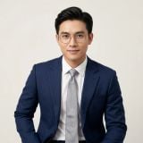 Gọng kính Esprit ET33502 538 – người mẫu đeo kính