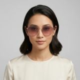 Kính mát Esprit ET40065 515 – người mẫu đeo kính
