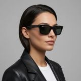 Kính mát Rayban Burbank RB2283 901/58 Polarized – người mẫu đeo kính