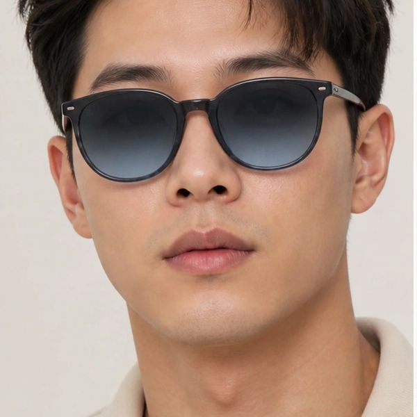 Kính mát Rayban Elliot RB2197F 1391/GK - Xám sọc chuyển xanh dương, tròng xanh dương chuyển đen