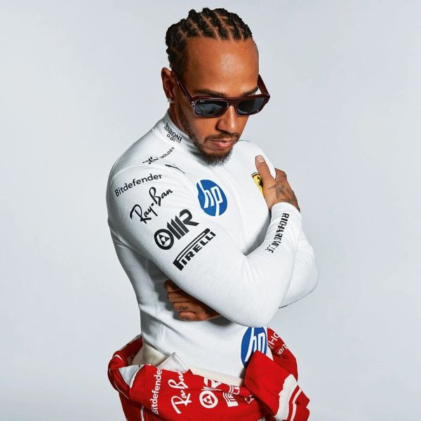 Kính mát Rayban × Scuderia Ferrari Lewis Hamilton Driver Special Edition 2026 RB4454M F710B1 - Đỏ trong suốt bóng, tròng xám đậm