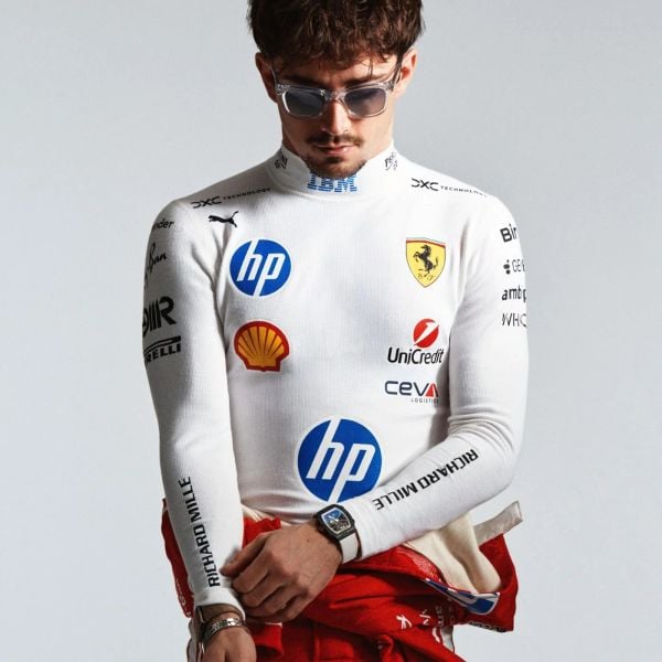 Kính mát Rayban × Scuderia Ferrari Charles Leclerc Driver Special Edition 2026 RBR0502SM F7064L - Trong suốt bóng, tròng xám nhạt chuyển xanh dương đậm