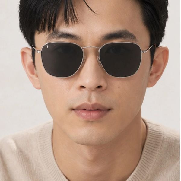 Kính mát Rayban Frank RB8157 9209/48 - Bạc bóng, tròng đen phân cực