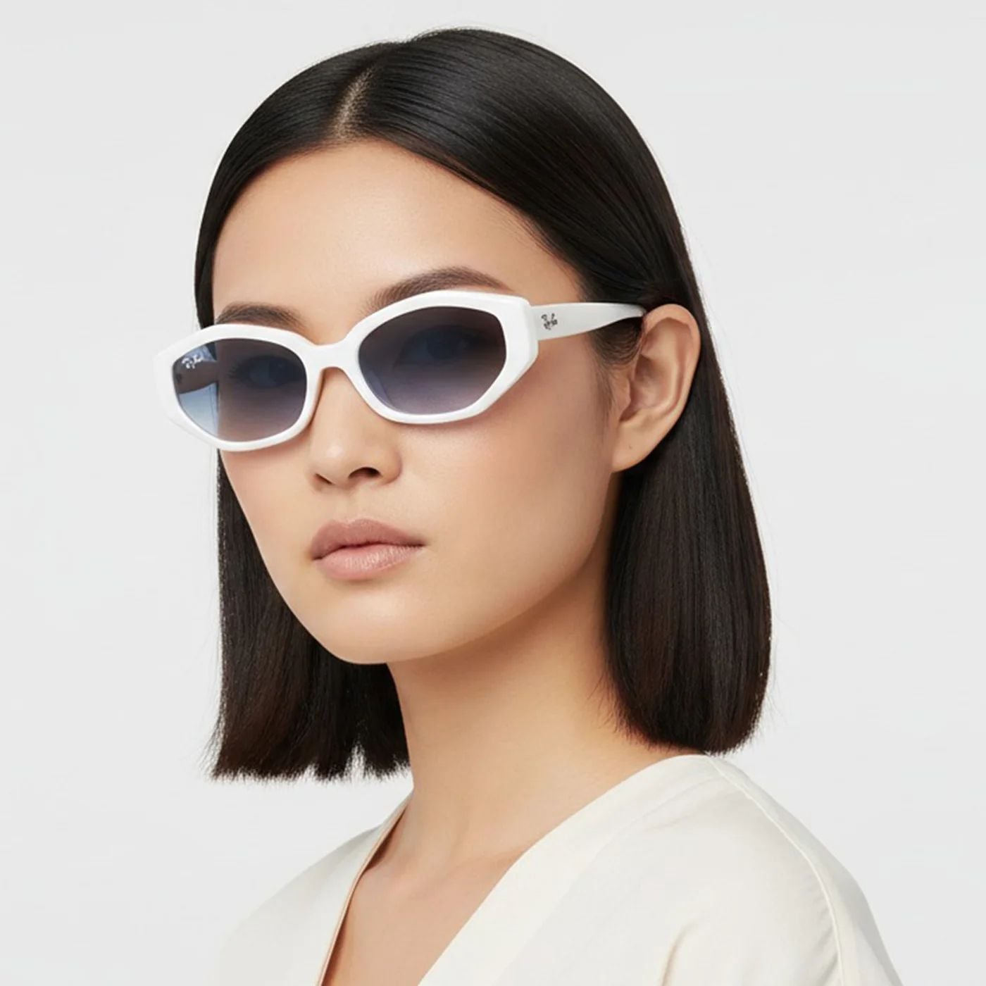 Kính mát Rayban Jennie RB4473D 677219