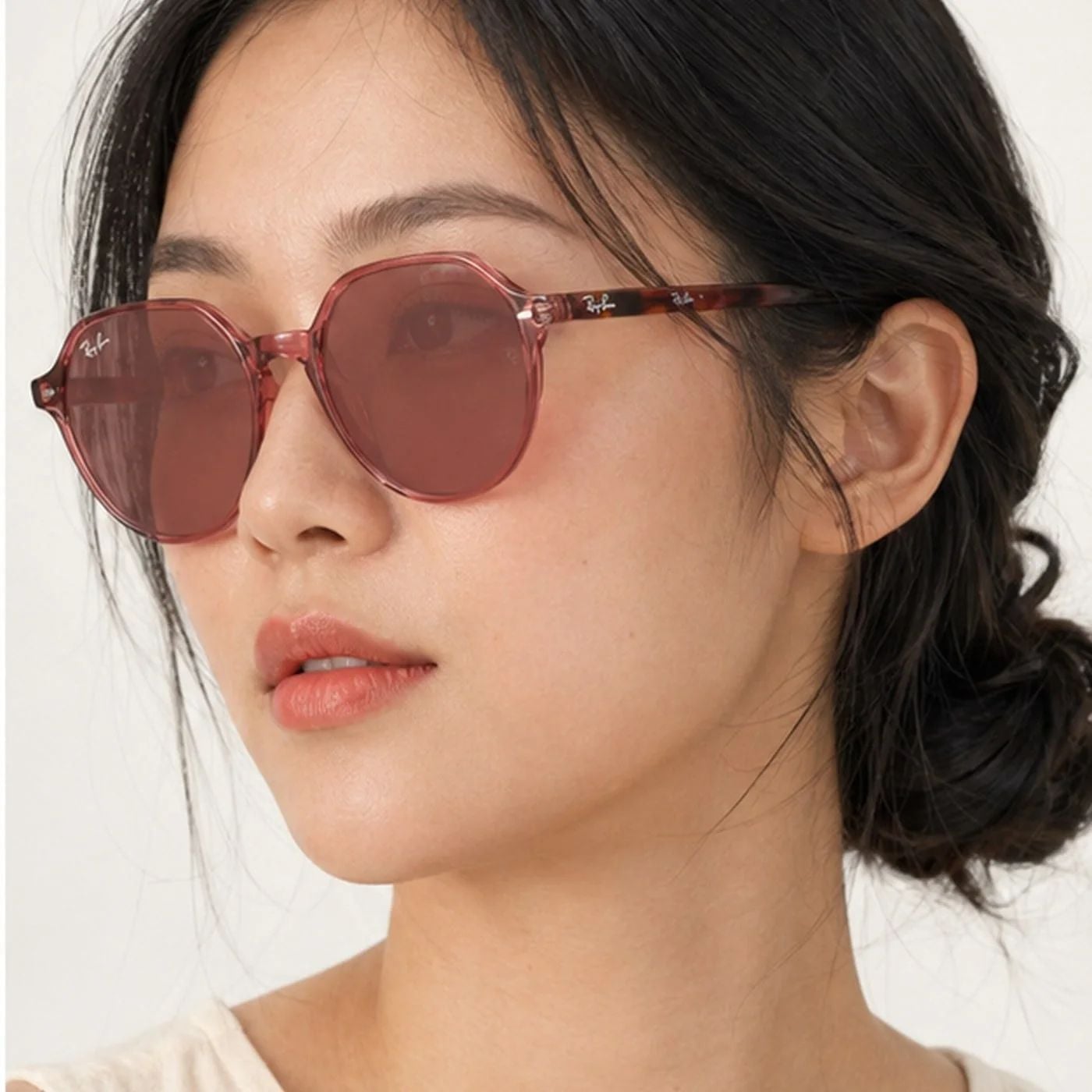 Kính mát Rayban Thalia RB2195F 66372K - Hồng trong suốt, tròng nâu tráng gương đỏ đậm