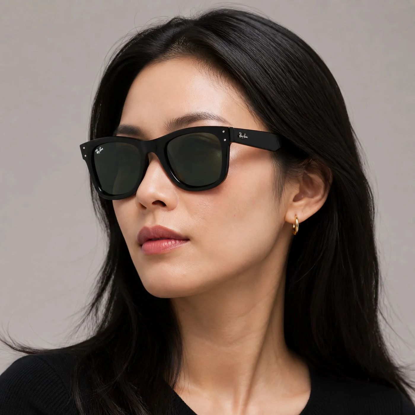 Kính mát Rayban Wayfarer Reverse RBR0502SF 6677/2 - Đen bóng, tròng xanh lá nhạt