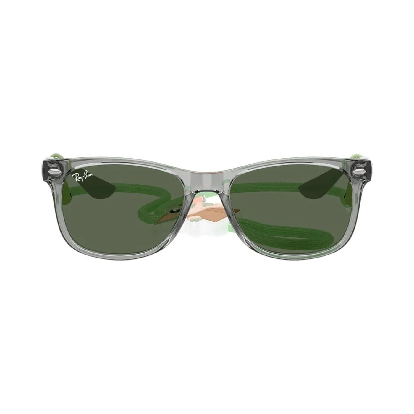 Kính mát trẻ em Rayban Star Wars Grogu Mini New Wayfarer RJ9052SF 722871 - Xám trong suốt, tròng xanh lá đậm