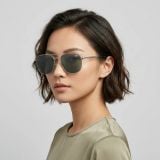 Kính mát Lacoste L269S 046 – người mẫu đeo kính